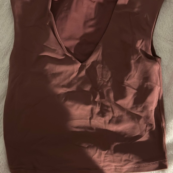 Athleta crop top workout top - Picture 4 of 9